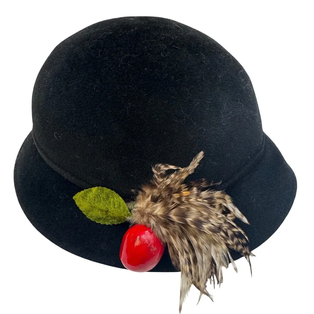 Jacki Black Wool Felt Hat Vintage Style Feather Berry Accent 1920s Flapper
